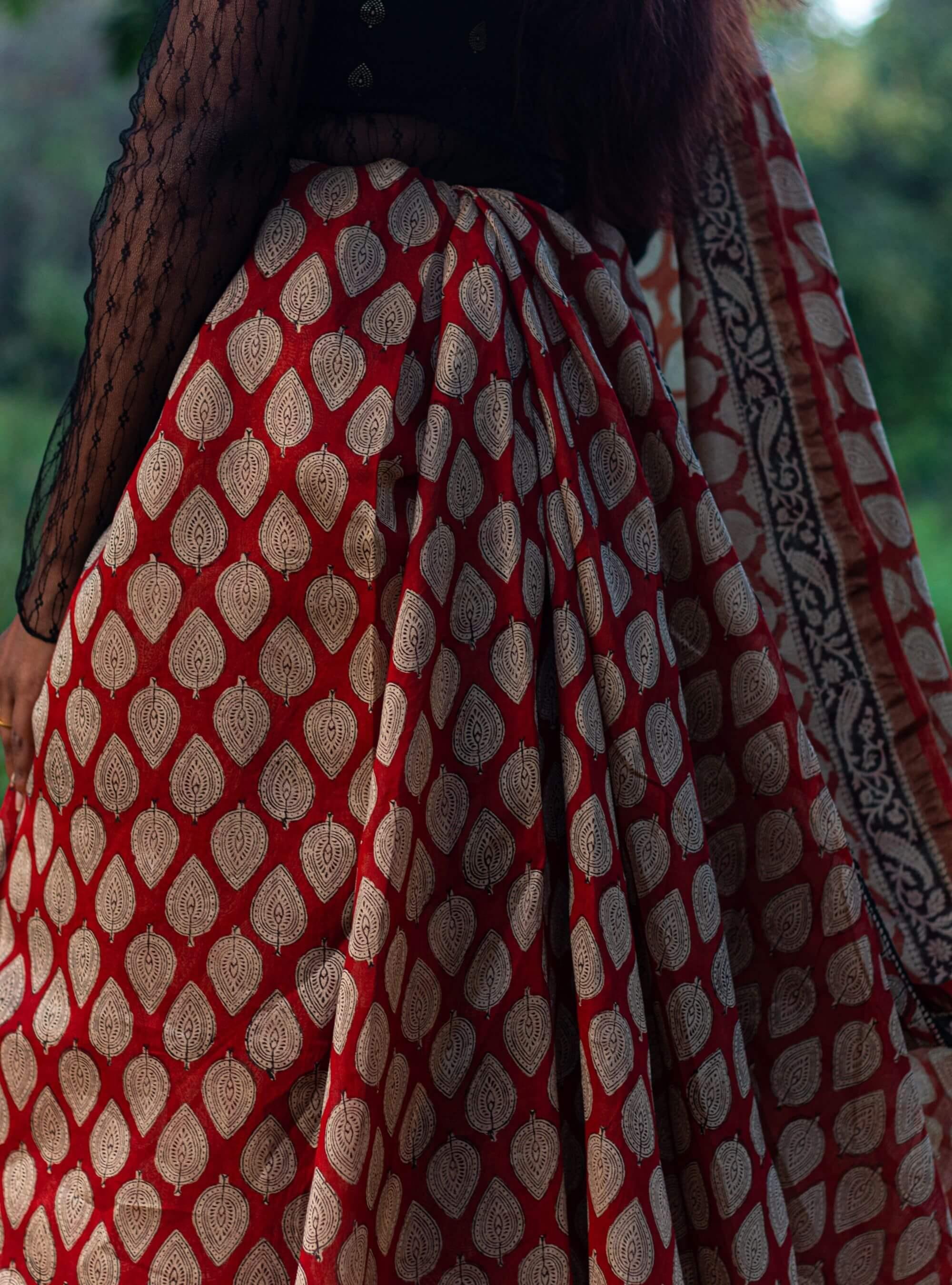 Natural dyed Bagru saree - Roheda- Leaf Syahi Begar - Image 4