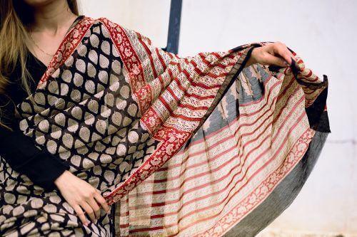 Natural dyed Bagru saree - Roheda- Lotus Syahi Begar - Image 8