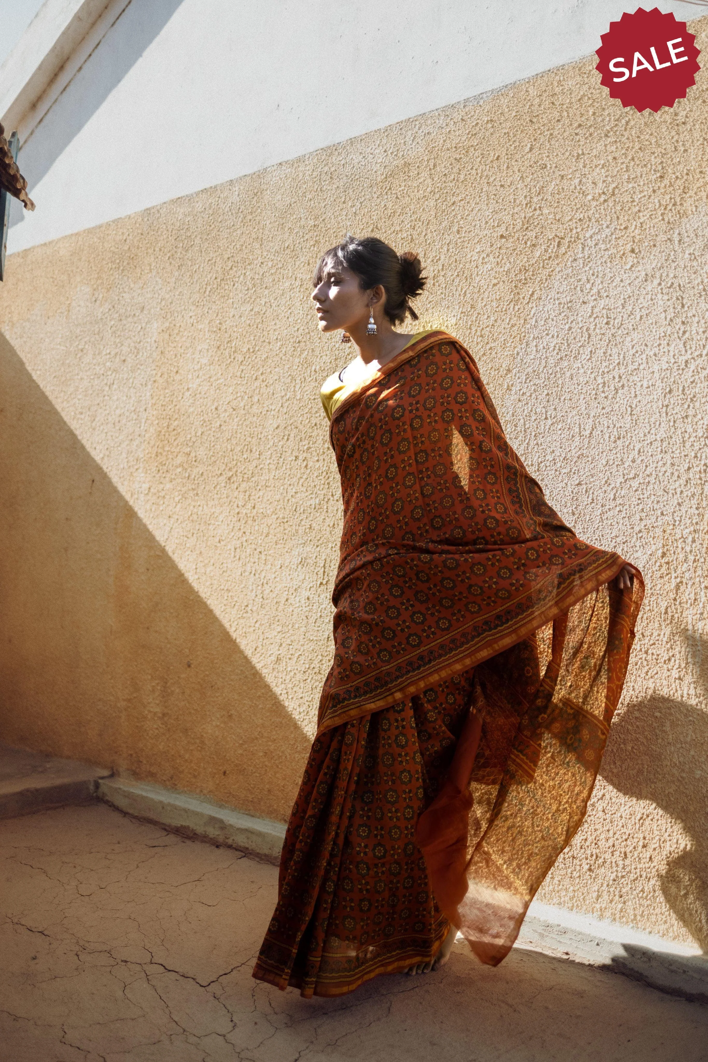 A trsyt with Ajrakh -  Jharokha - Orange green chanderi ajrakh saree - Image 6