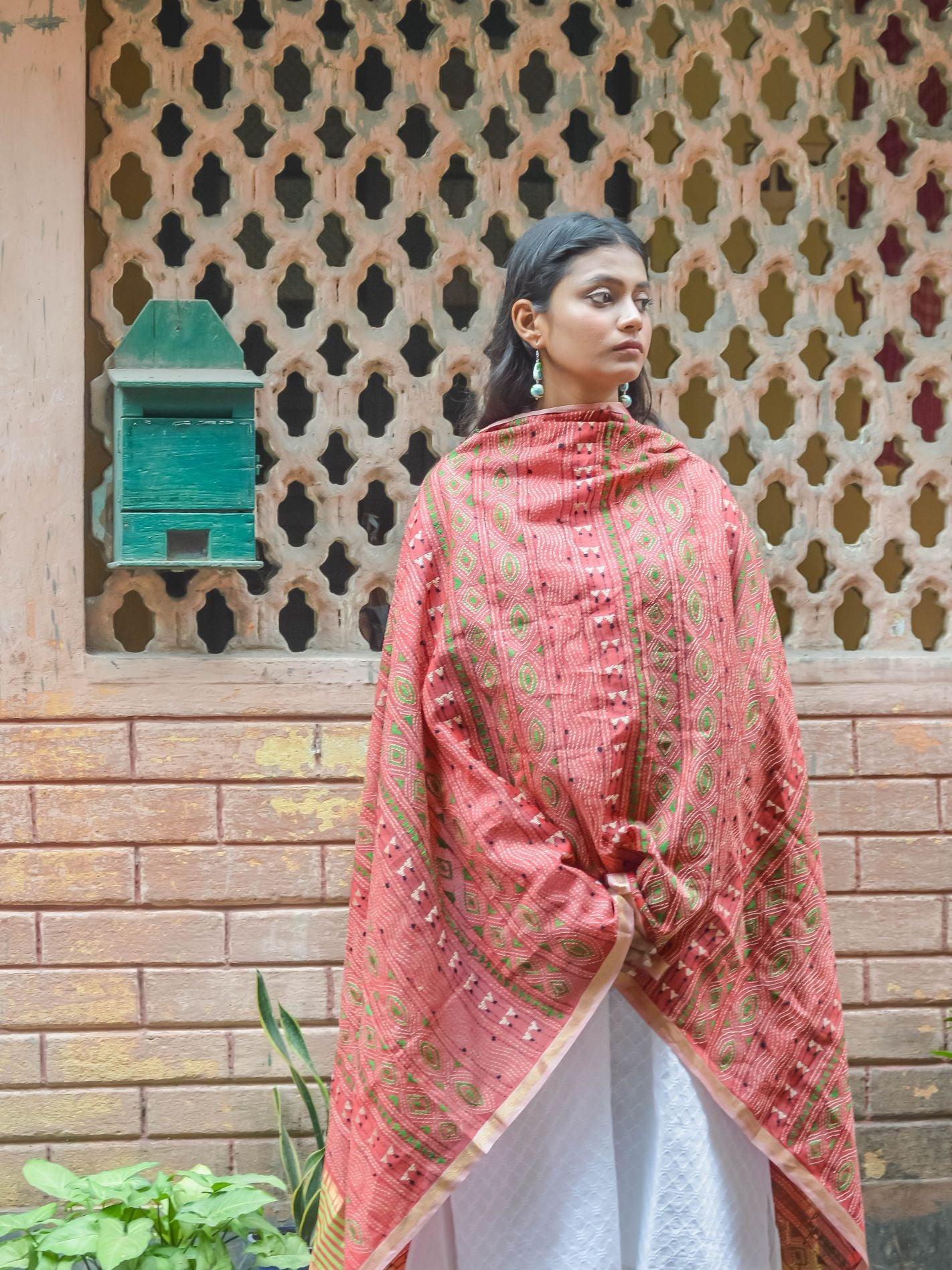 Kaisori Maheswari Kantha dupatta - Ruposhi - Image 2