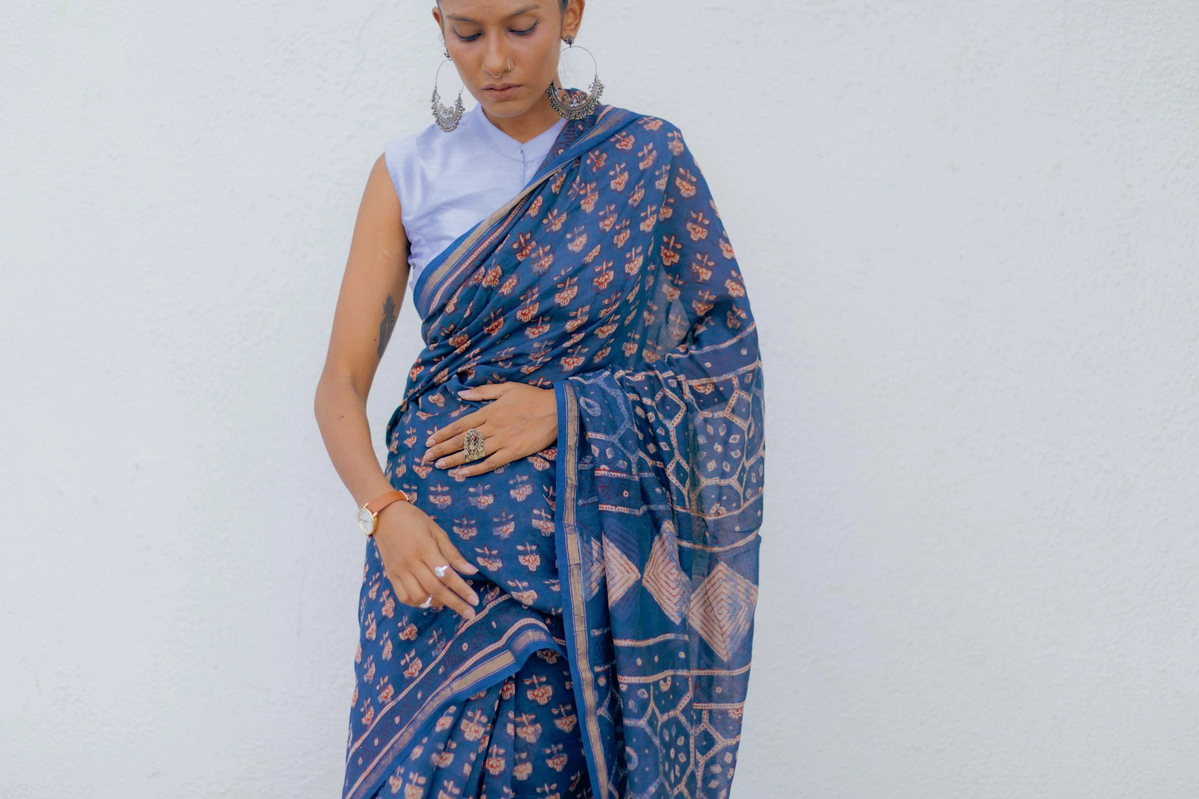 Natural dyed Dabu sarees - Malhar -Pharad Gulab - Image 6