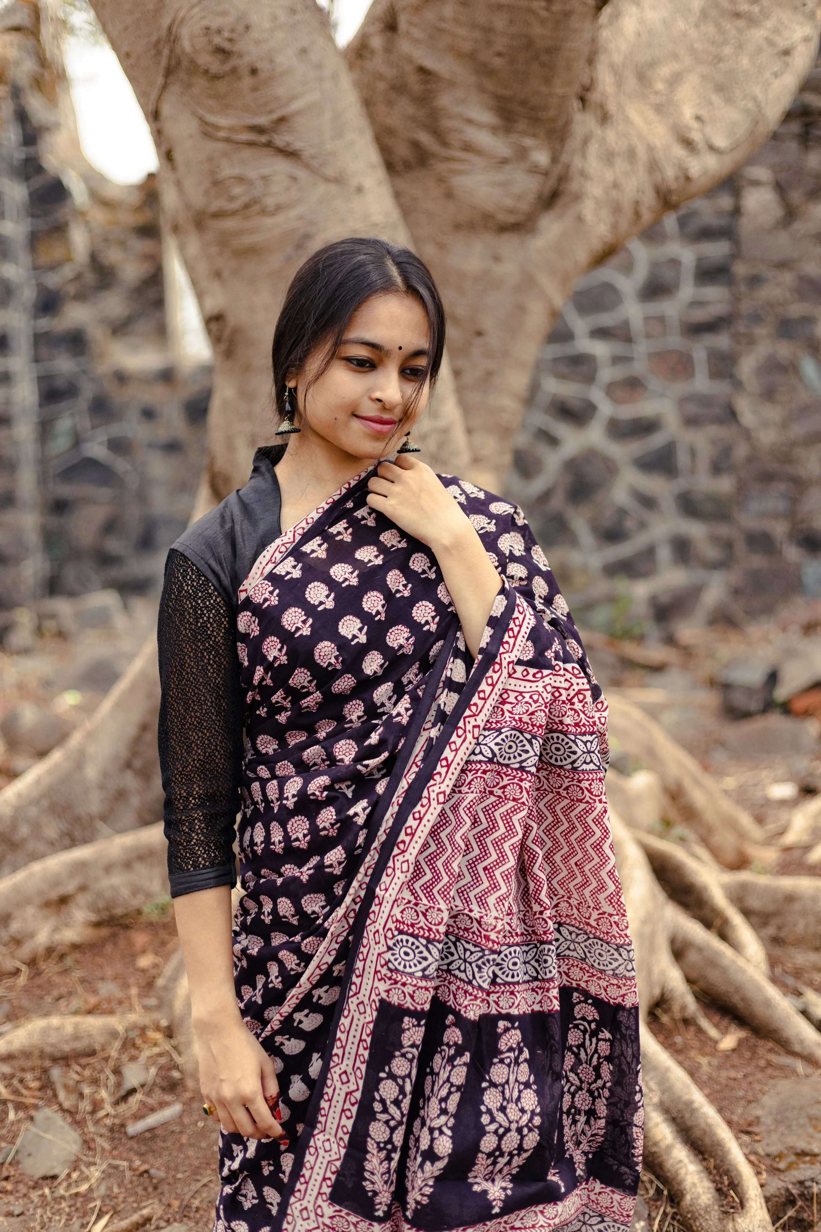 Natural dyed Bagh print sarees - Chitara - Gulab - Image 10