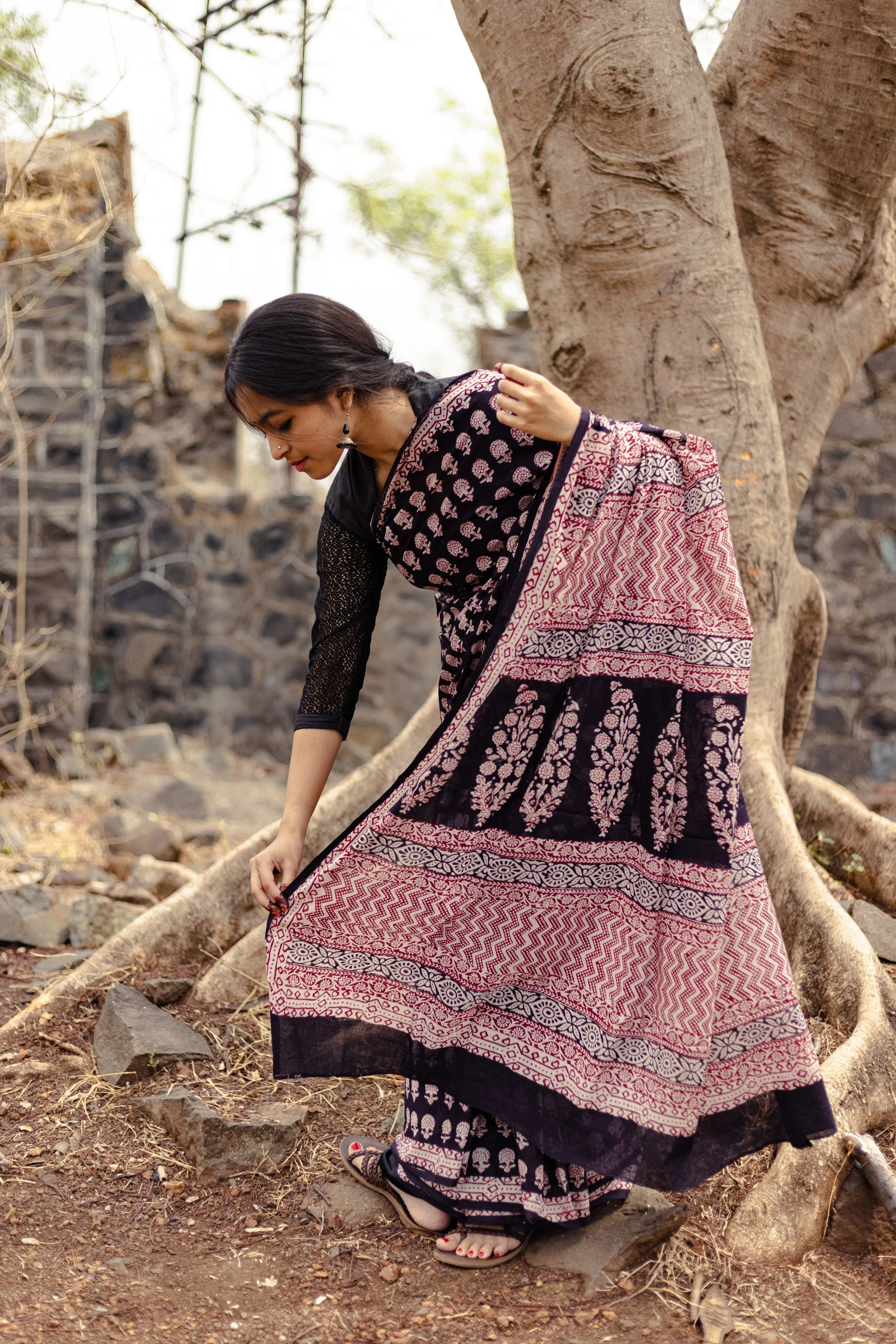 Natural dyed Bagh print sarees - Chitara - Gulab - Image 5