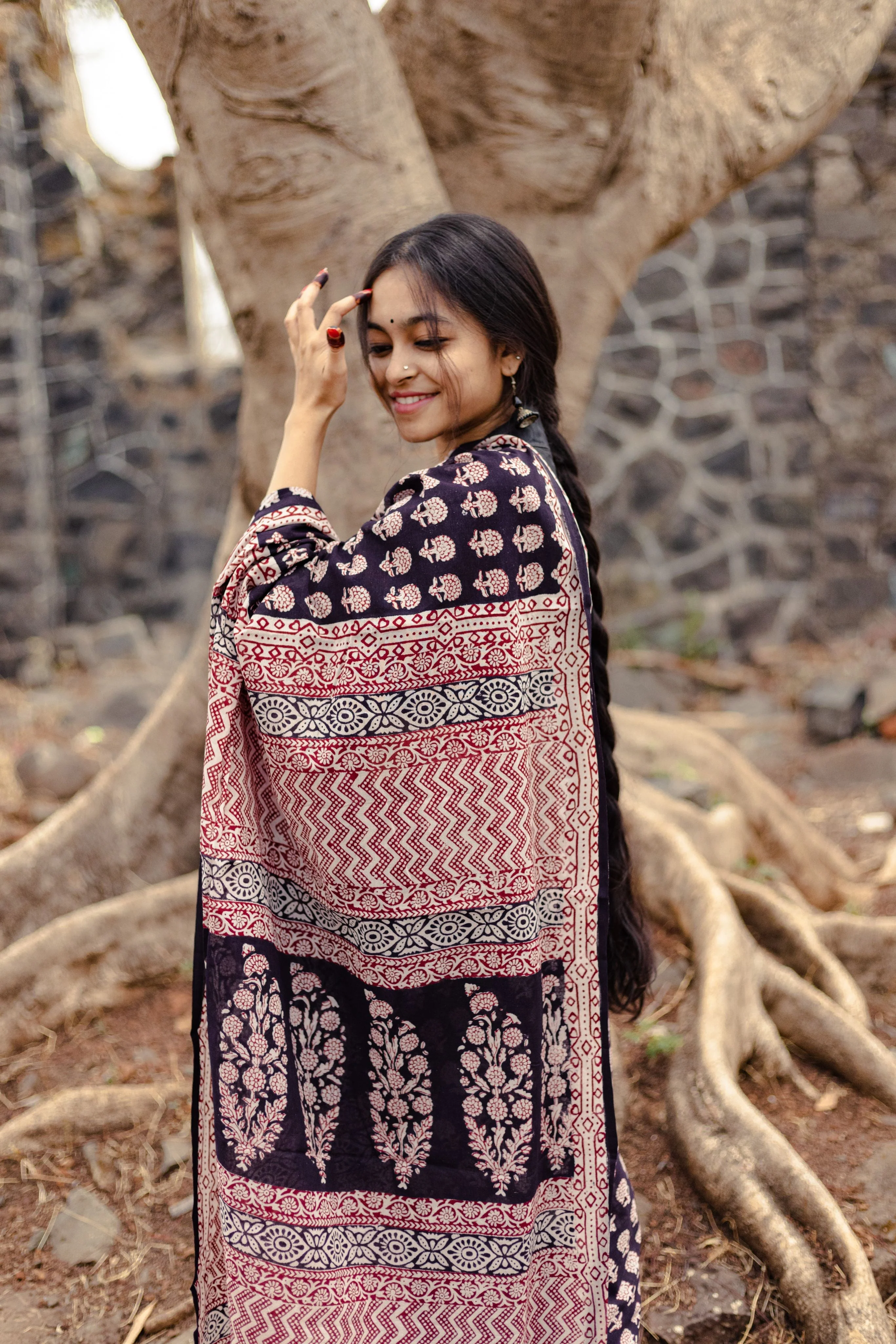 Natural dyed Bagh print sarees - Chitara - Gulab - Image 9