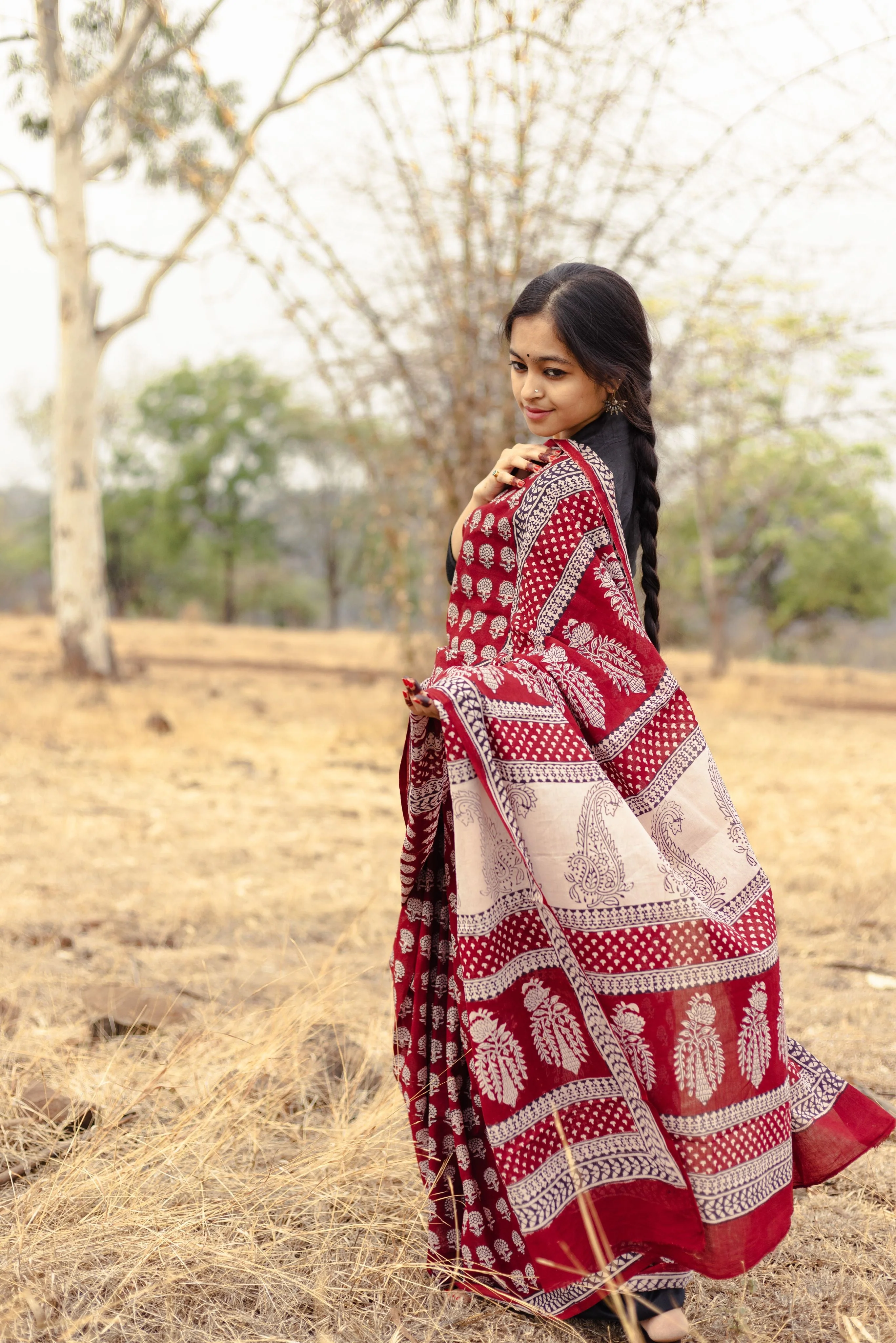 Natural dyed Bagh print sarees - Chitara - Champa - Image 8