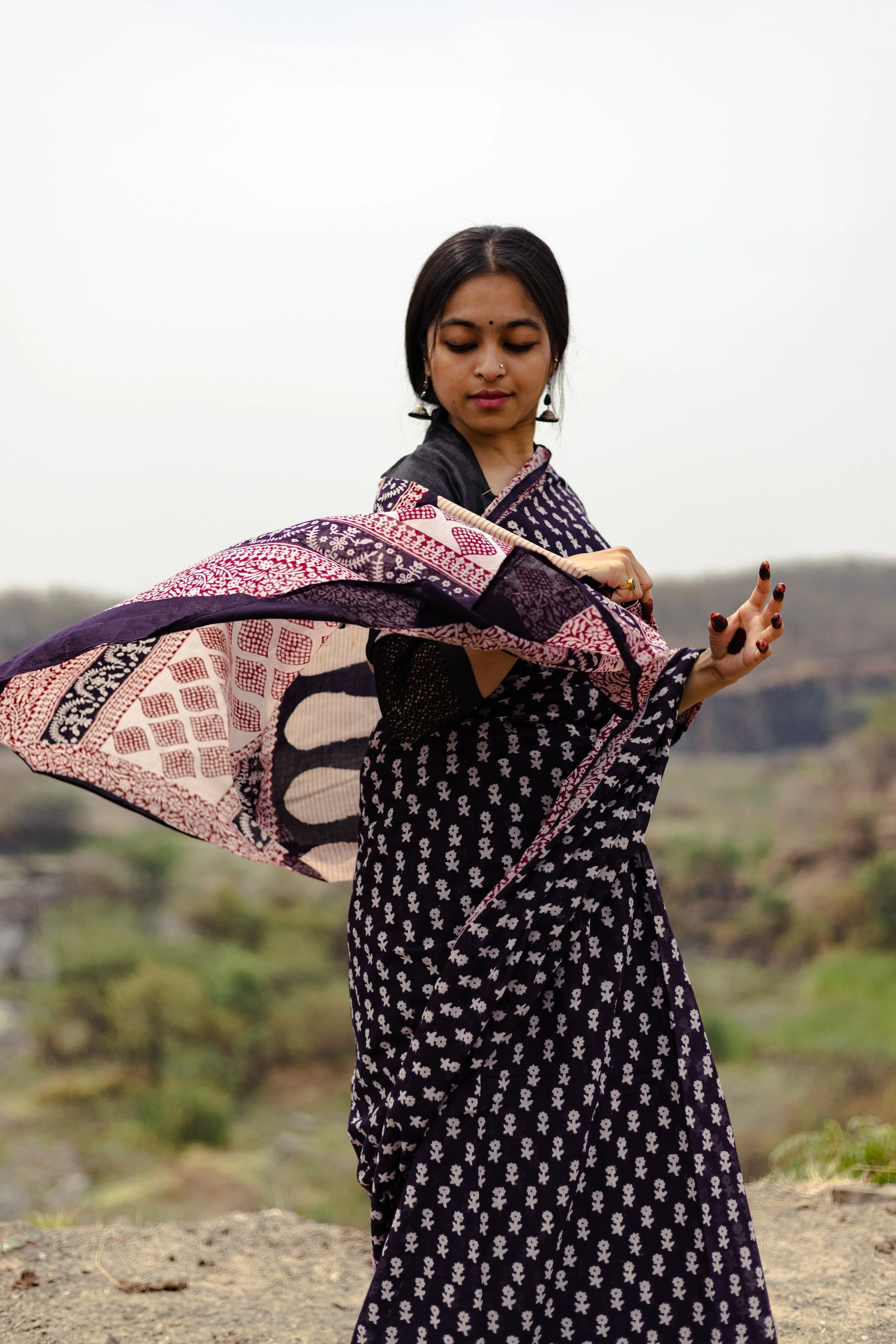 Natural dyed Bagh print sarees - Chitara - Genda - Image 19