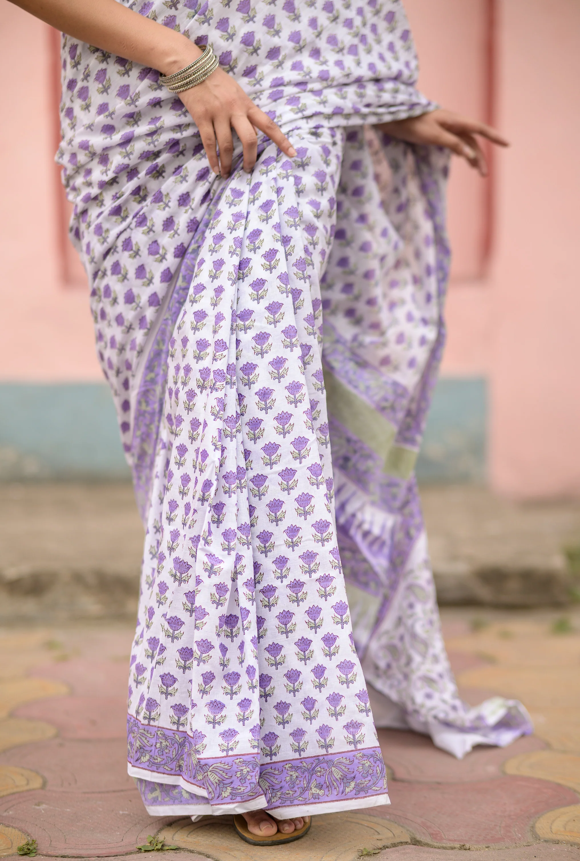 Kaisori Aira tuilp purple cotton hanblockprinted  cotton saree 004 - Image 2