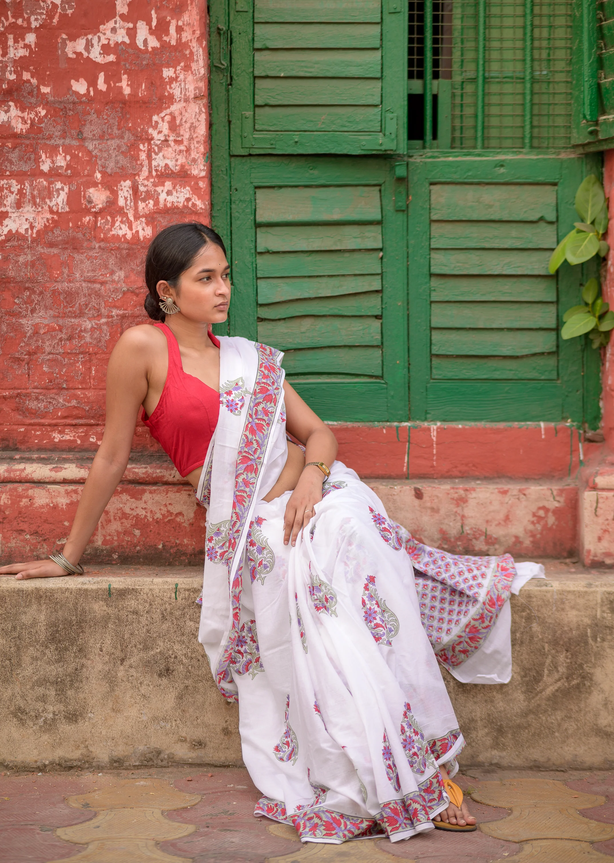 Summer collection sarees - Basant - Mughal boota pure mul cotton saree - Image 4