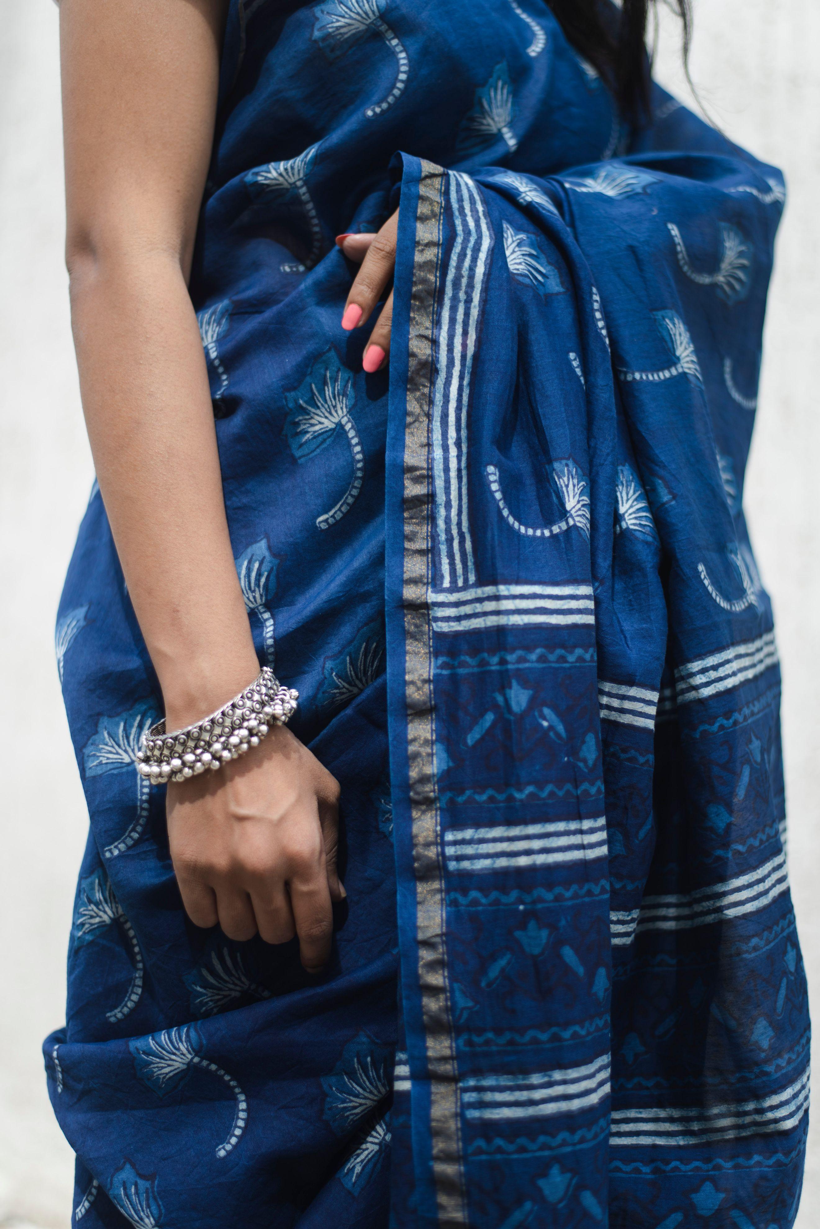 Kaisori Akola print Indigo saree - Image 5