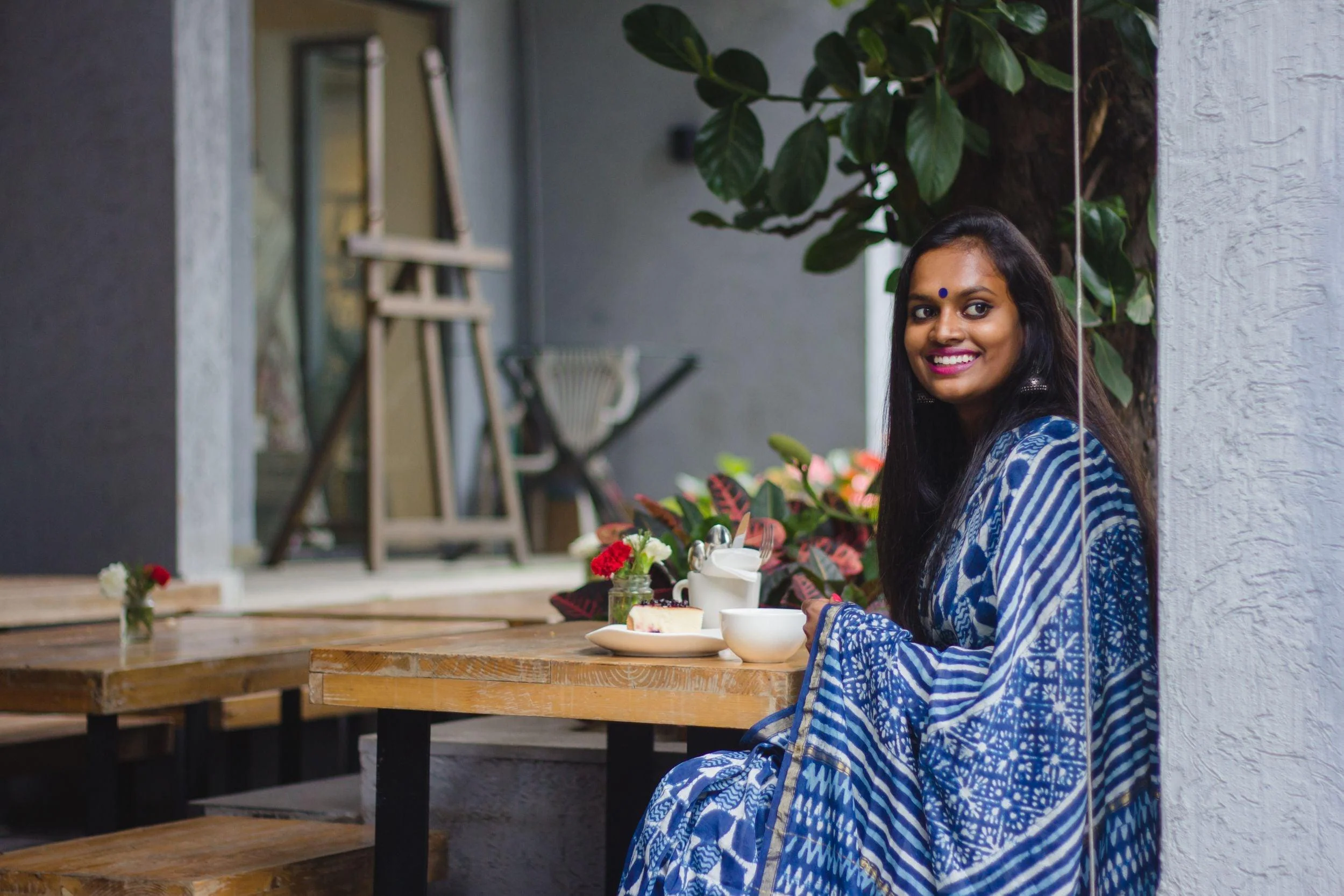 Natural dyed Dabu sarees - Malhar - Indigo boota - Image 7