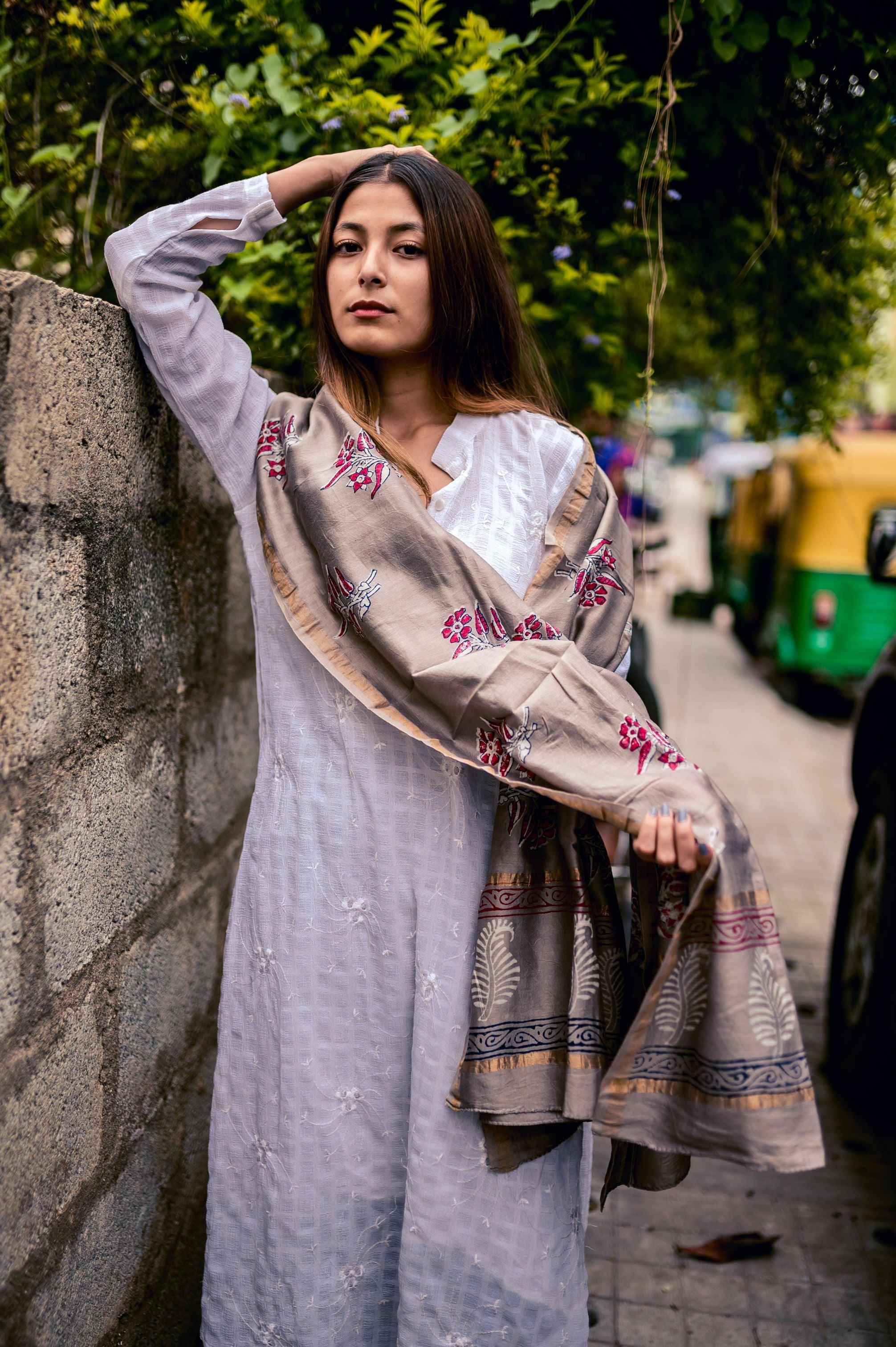 Kaisori Kashish Chanderi Dupatta - Floral - Image 8