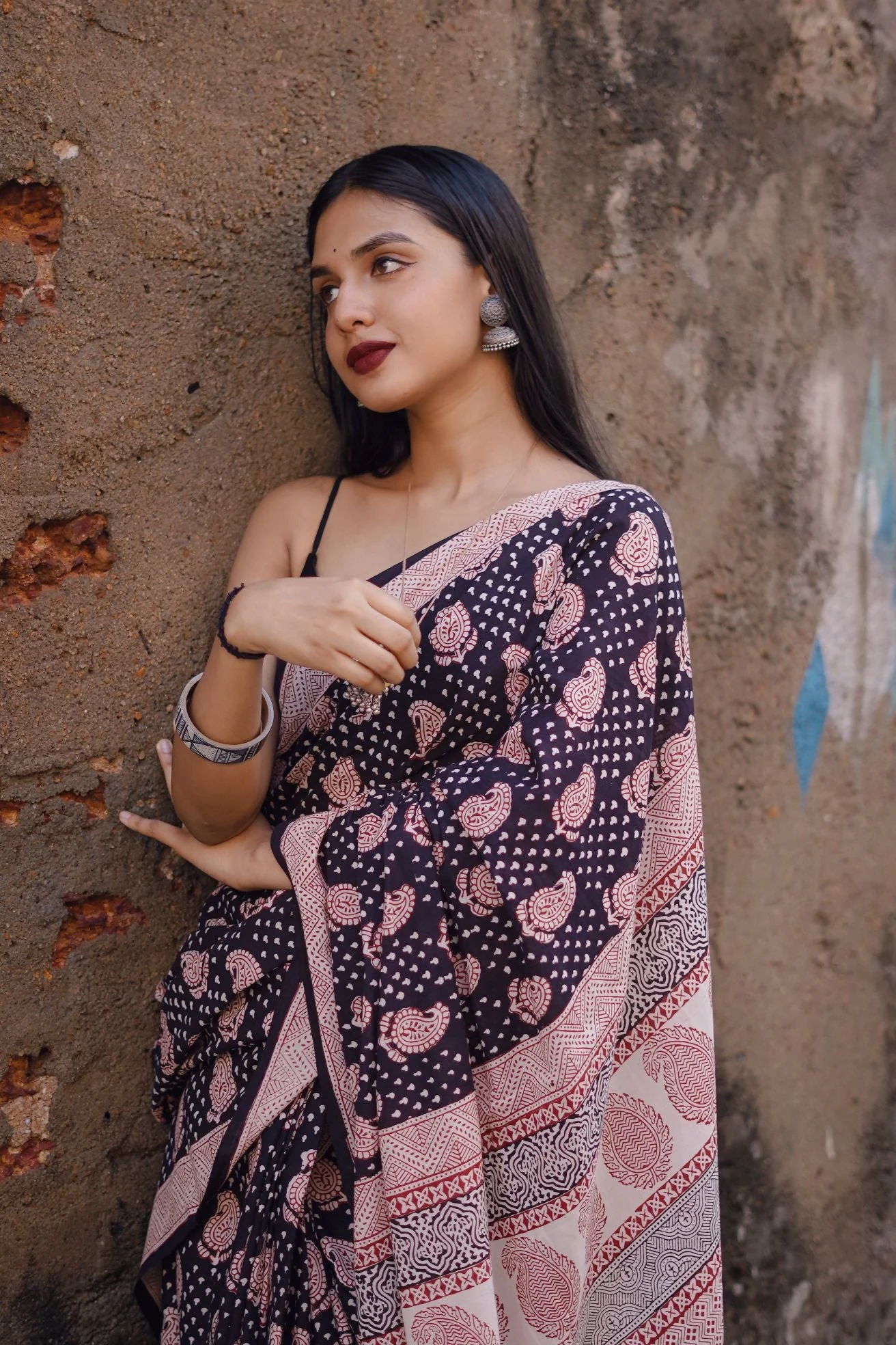 Natural dyed Bagh print sarees - Chitara - Kairi - Image 3