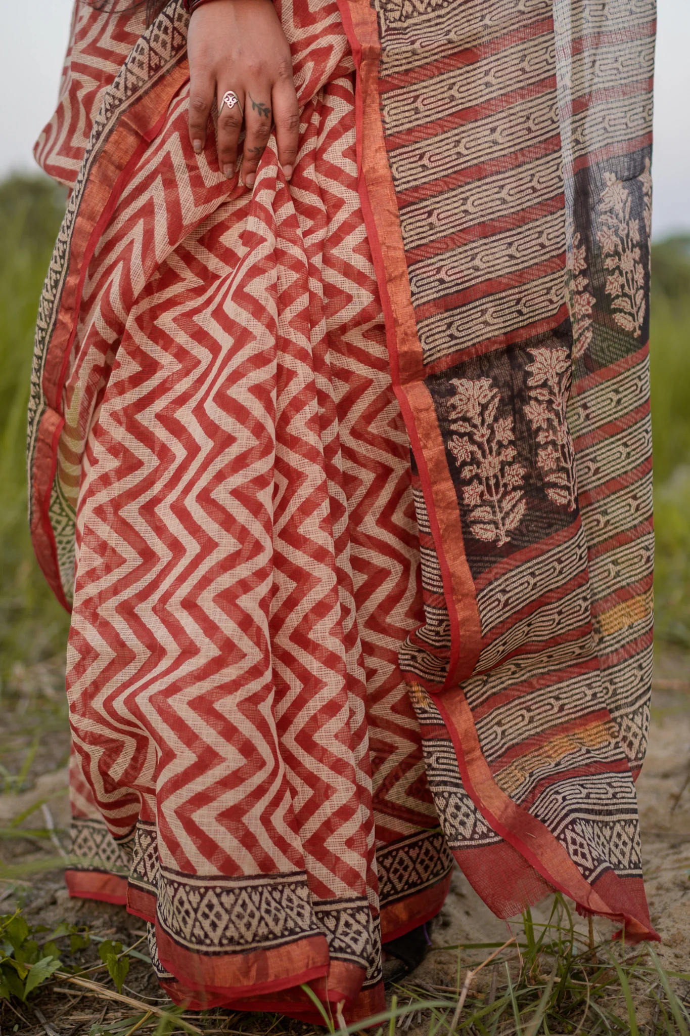 Natural dyed Bagru saree - Roheda Kota Chevron handblock printed saree - Image 6