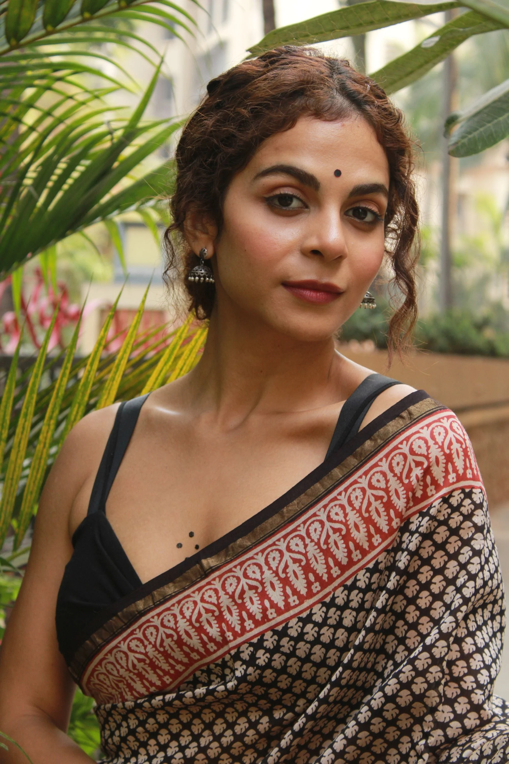 Natural dyed Bagru saree - Roheda- Boota Syahi Begar - Image 6