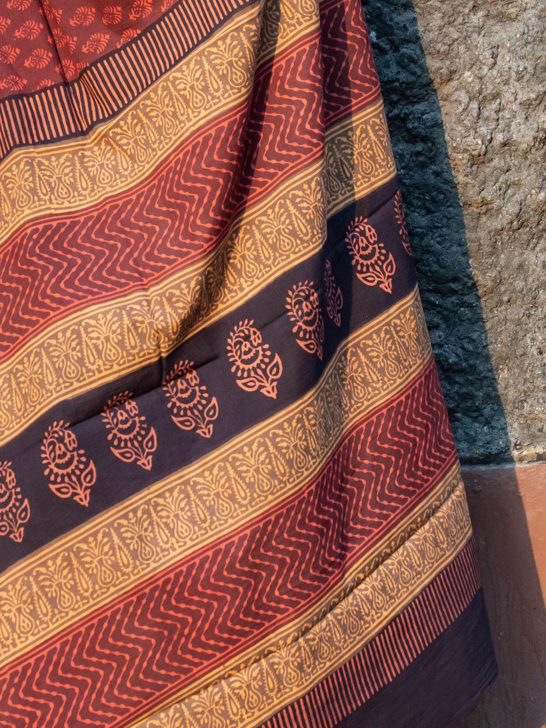 Natural dyed Bagru cotton saree - Roheda- Gulab Discharge Mulmul Sarees - Image 11