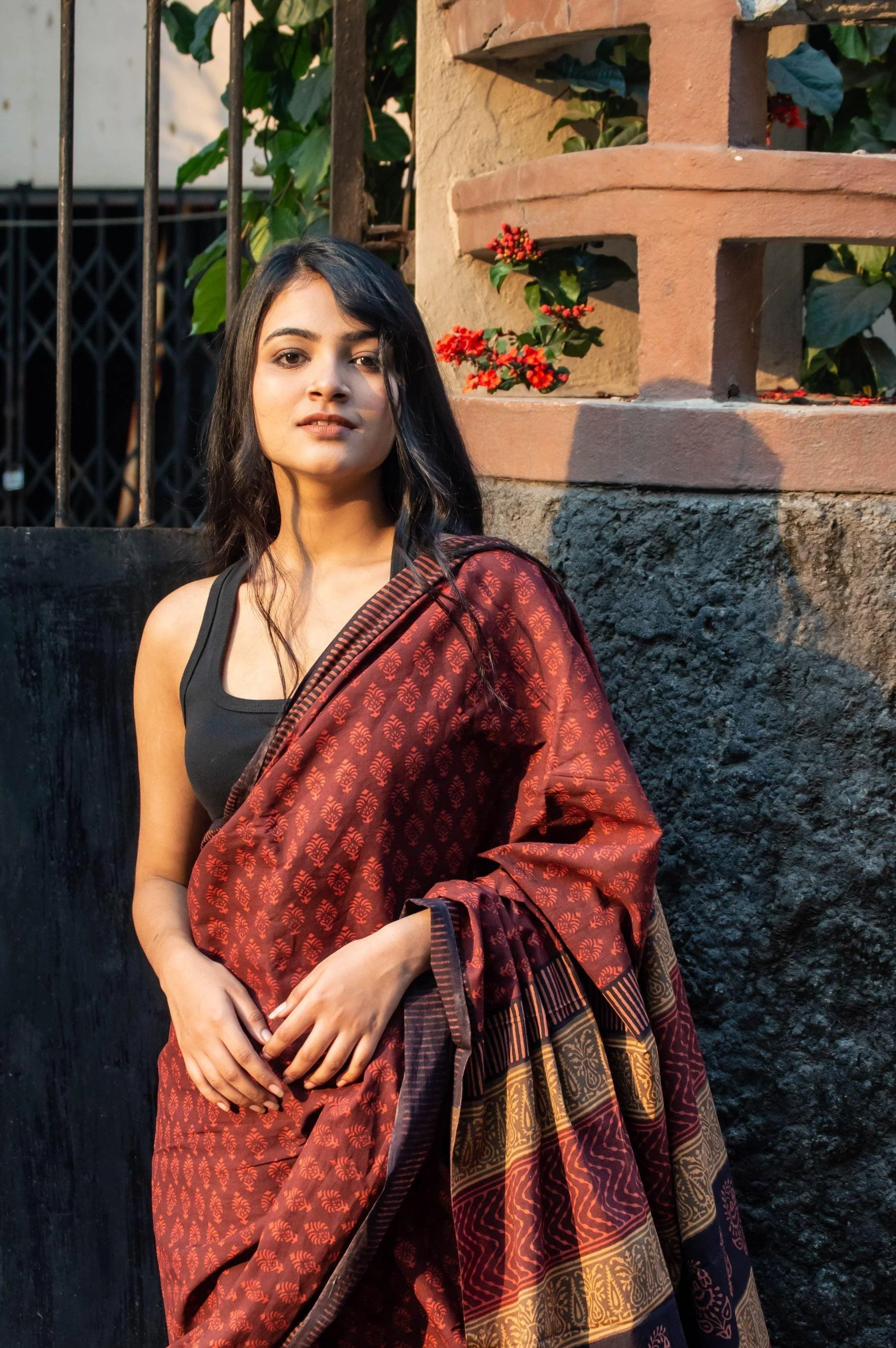 Natural dyed Bagru cotton saree - Roheda- Gulab Discharge Mulmul Sarees - Image 3