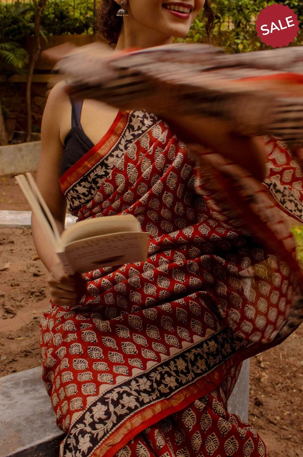 Natural dyed Bagru saree - Roheda Gulab boota Syahi Begar - Image 4