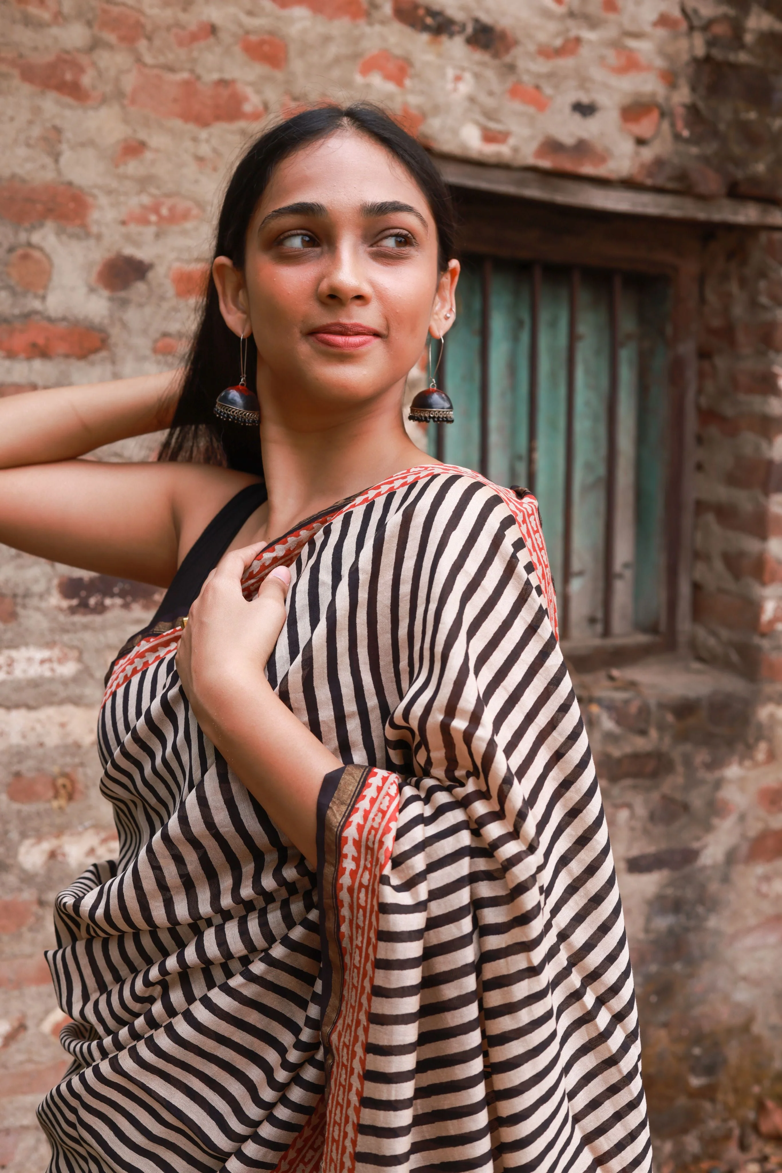 Natural dyed Bagru saree - Roheda- Stripes Syahi Begar - Image 3