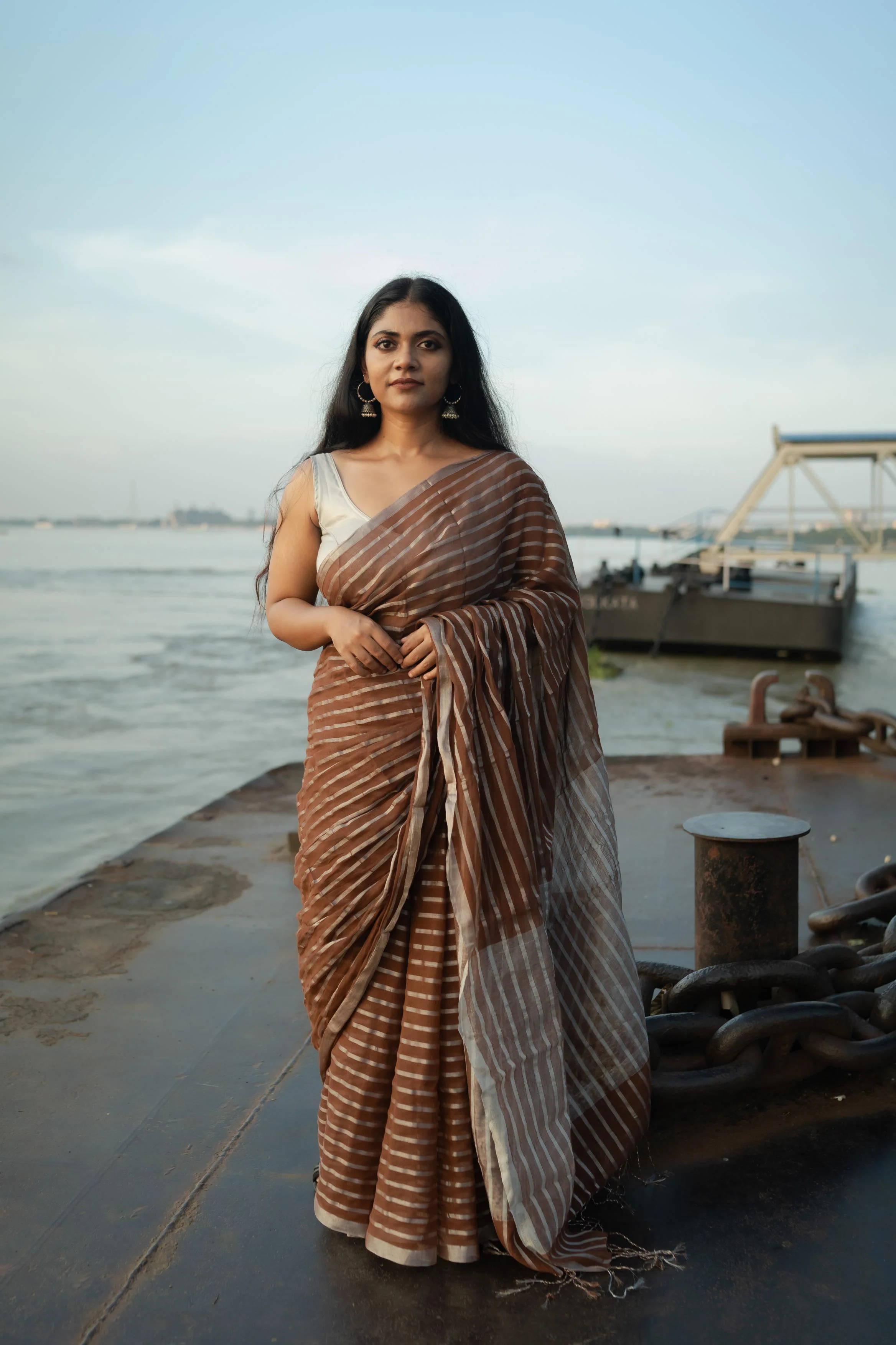 Weaves of Bengal  - Sitara - Amber zari cotton saree - Image 11