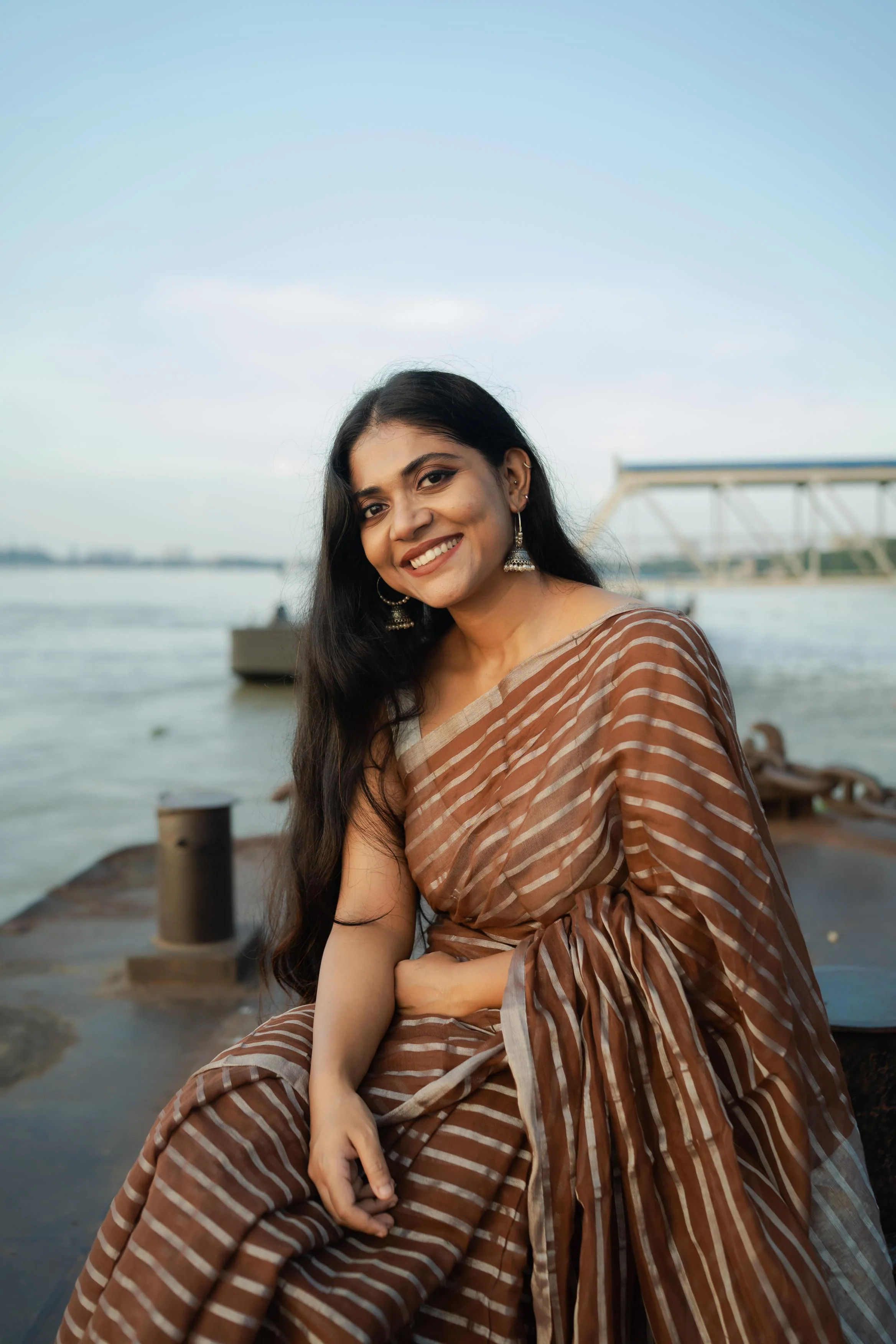 Weaves of Bengal  - Sitara - Amber zari cotton saree - Image 4