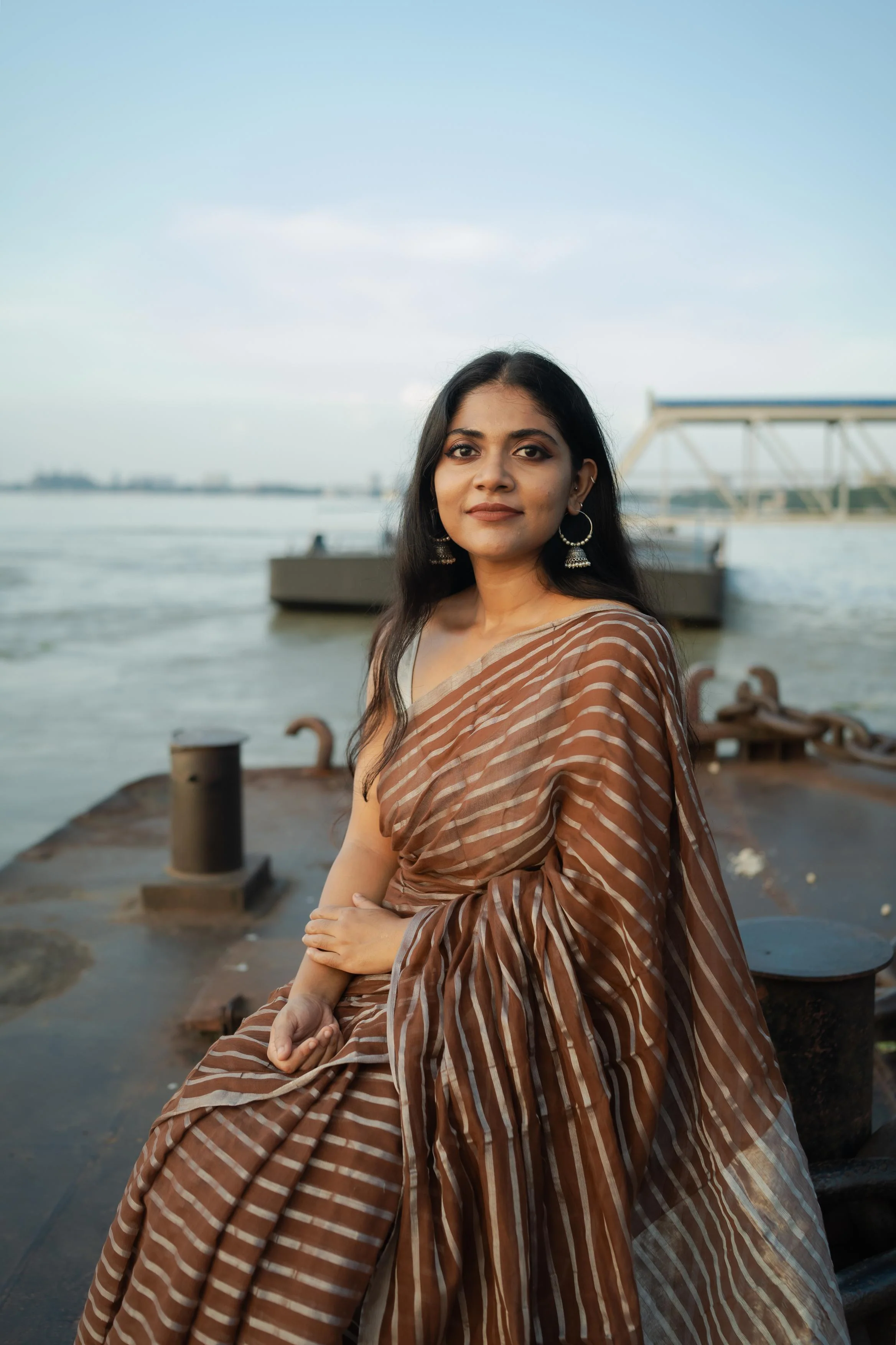 Weaves of Bengal  - Sitara - Amber zari cotton saree - Image 7