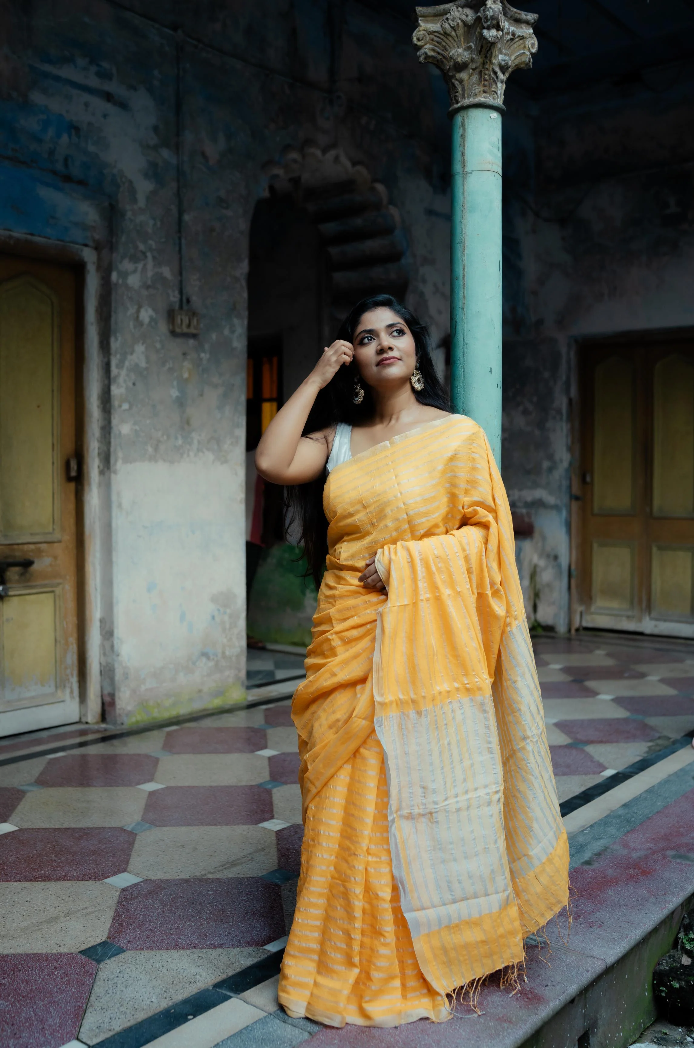 Weaves of Bengal - Sitara - Yellow zari cotton saree - Image 12