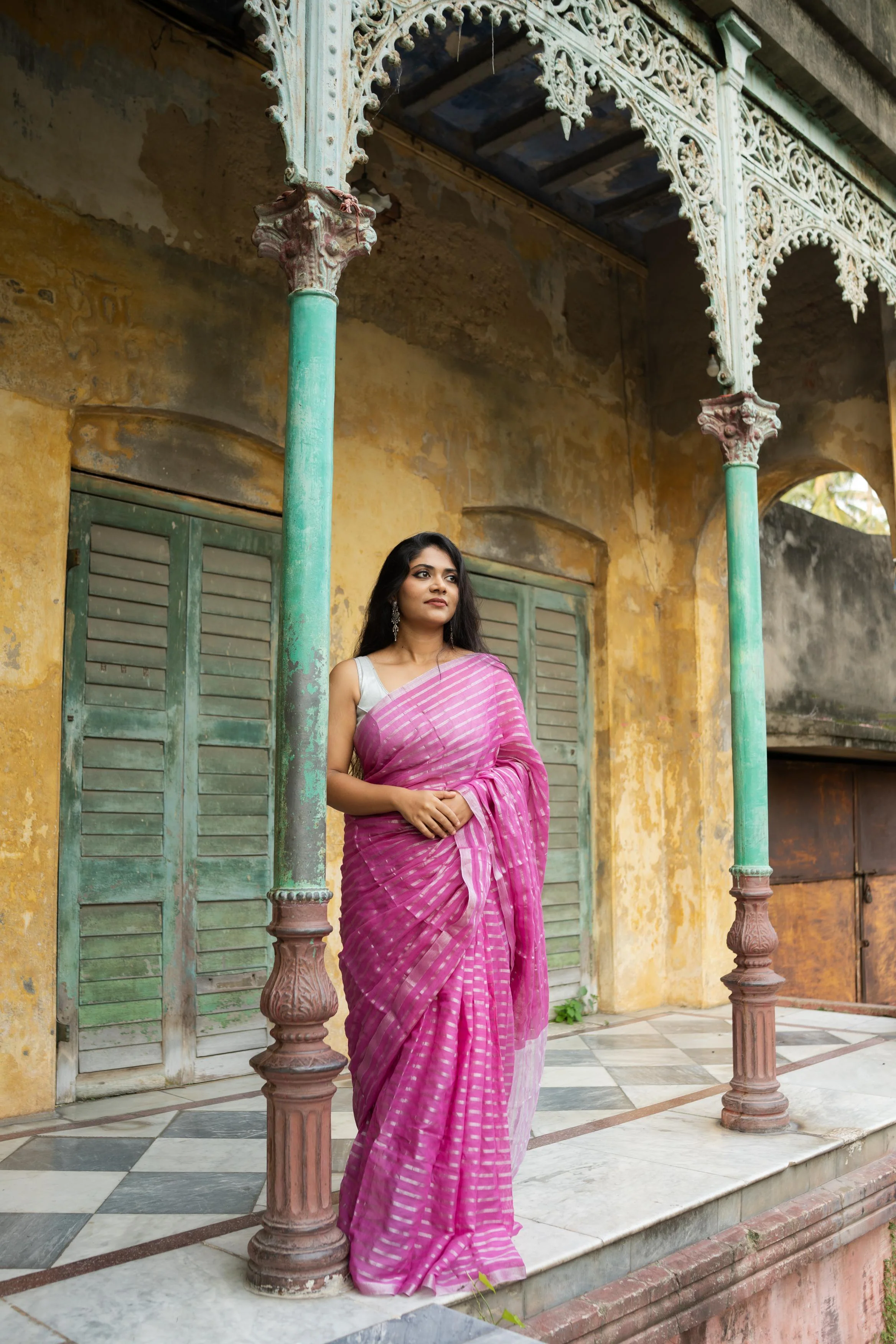 Weaves of Bengal - Sitara - Pink zari cotton saree - Image 6